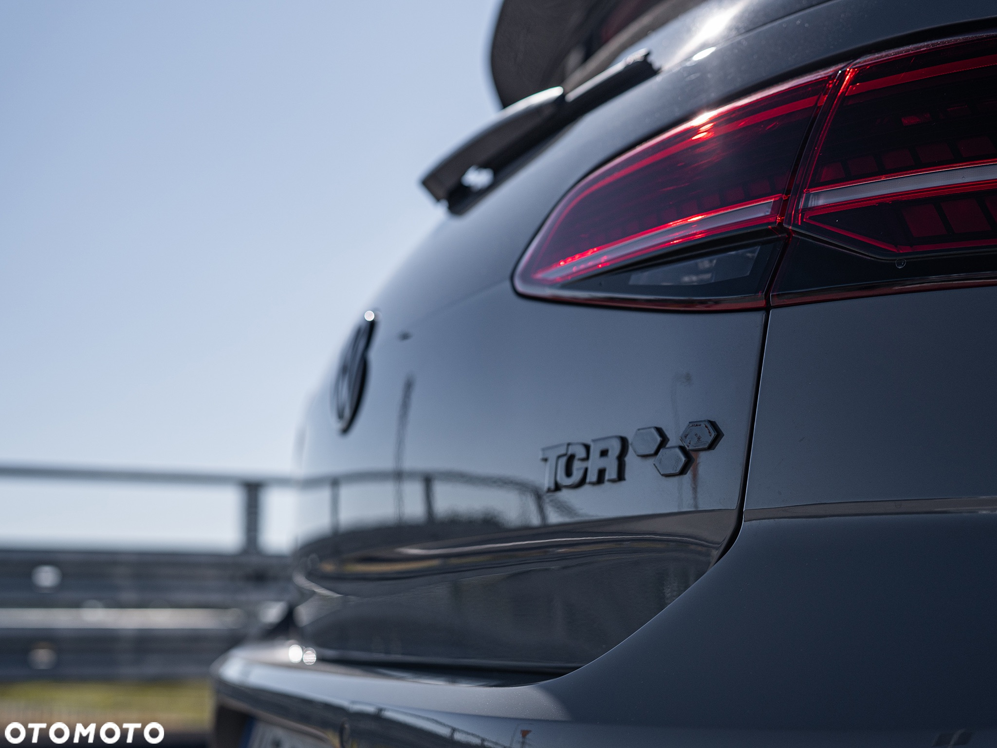 Volkswagen Golf VII 2.0 TSI GTI TCR DSG - 9
