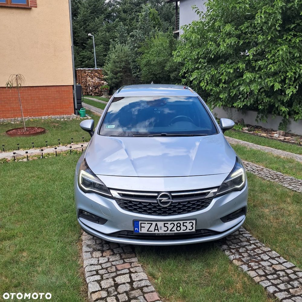 Opel Astra 1.6 D (CDTI) Start/Stop Dynamic - 1