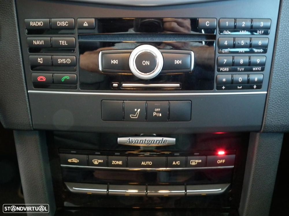 Mercedes-Benz E 350 CDi Avantgarde BlueEfficiency - 12
