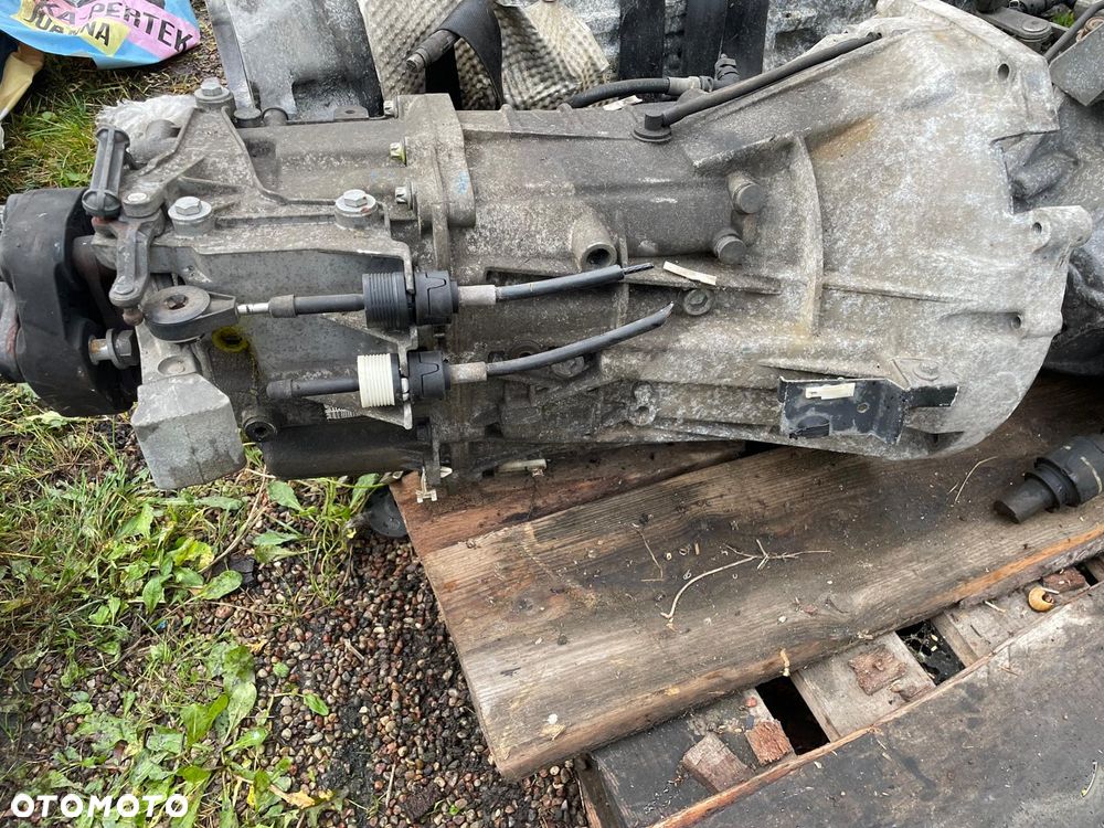 Ford Transit Mk7 10r. skrzynie biegów 8C1R 7003 BB