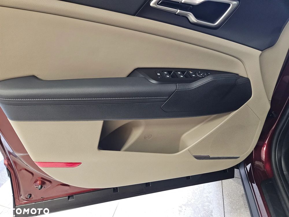 Kia Sportage 1.6 T-GDI HEV Business Line 4WD - 13