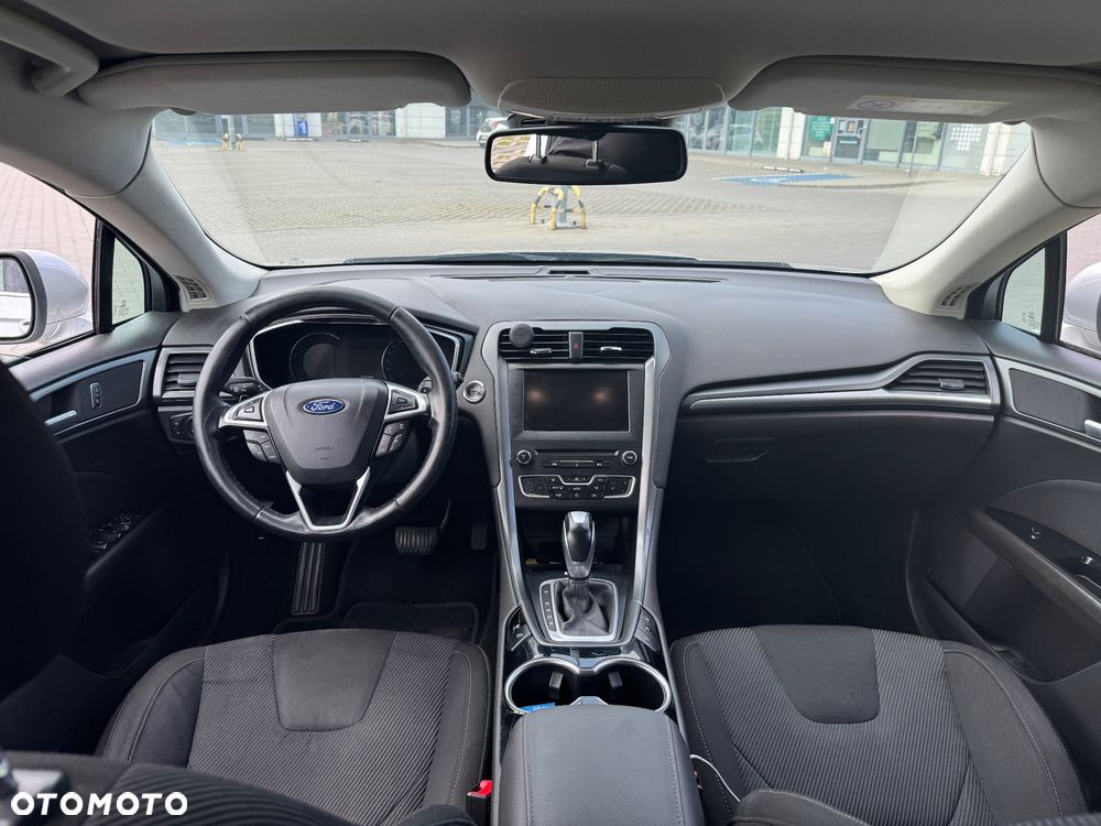 Ford Mondeo 2.0 TDCi Titanium PowerShift - 11