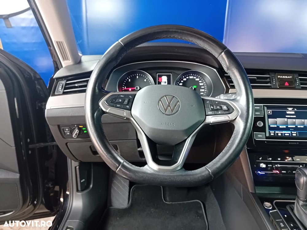 VOLKSWAGEN Passat 2020 — imagine 35