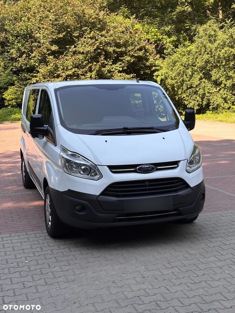 Ford TRANSIT CUSTOM - 1