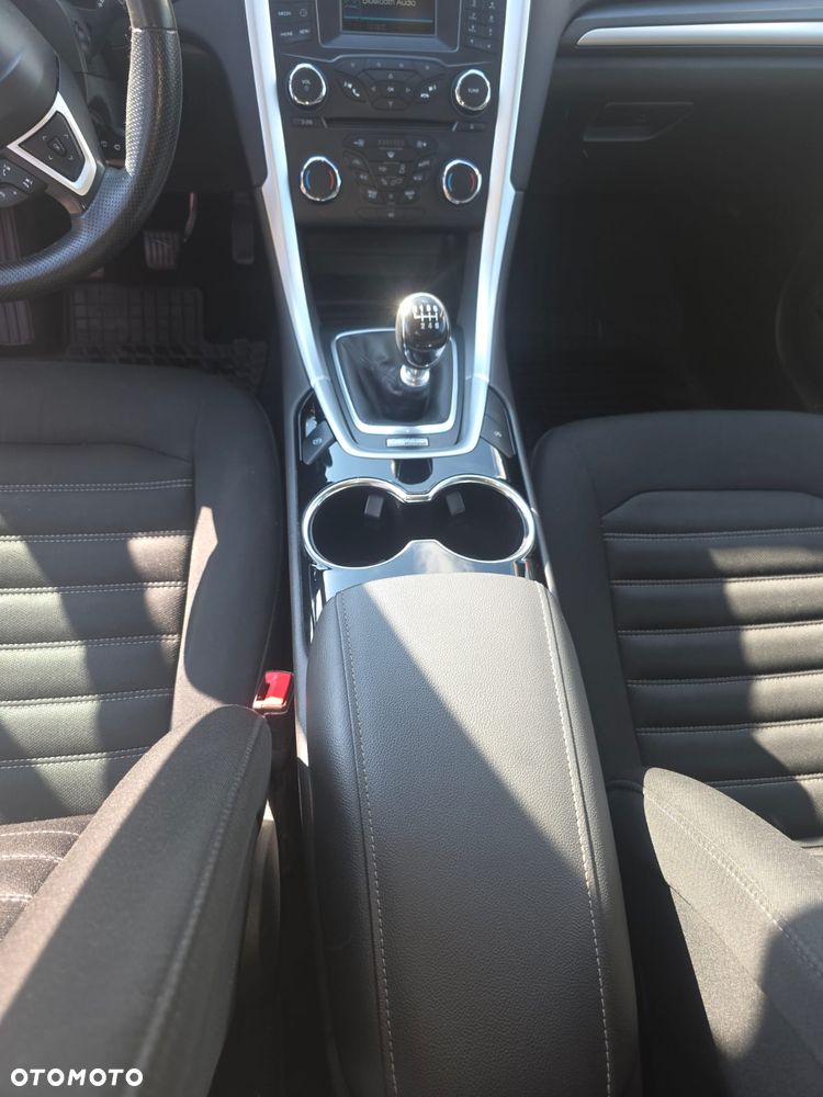 Ford Mondeo 1.5 EcoBoost Trend - 4