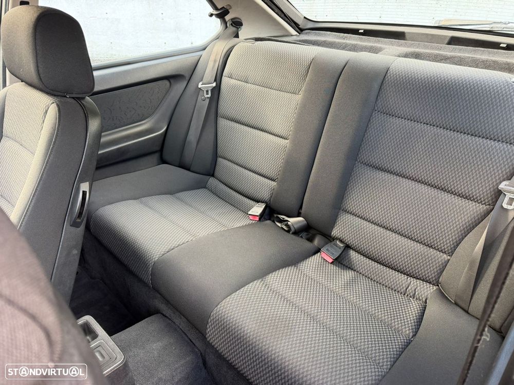 BMW 316 i Compact - 8