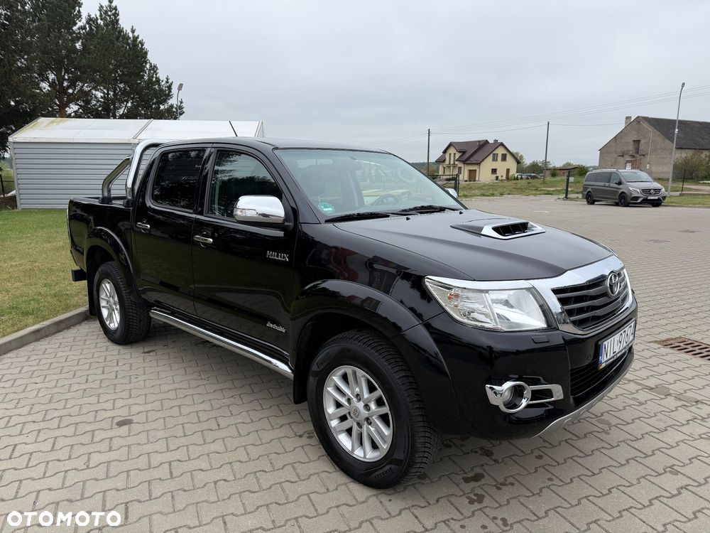 Toyota Hilux - 11