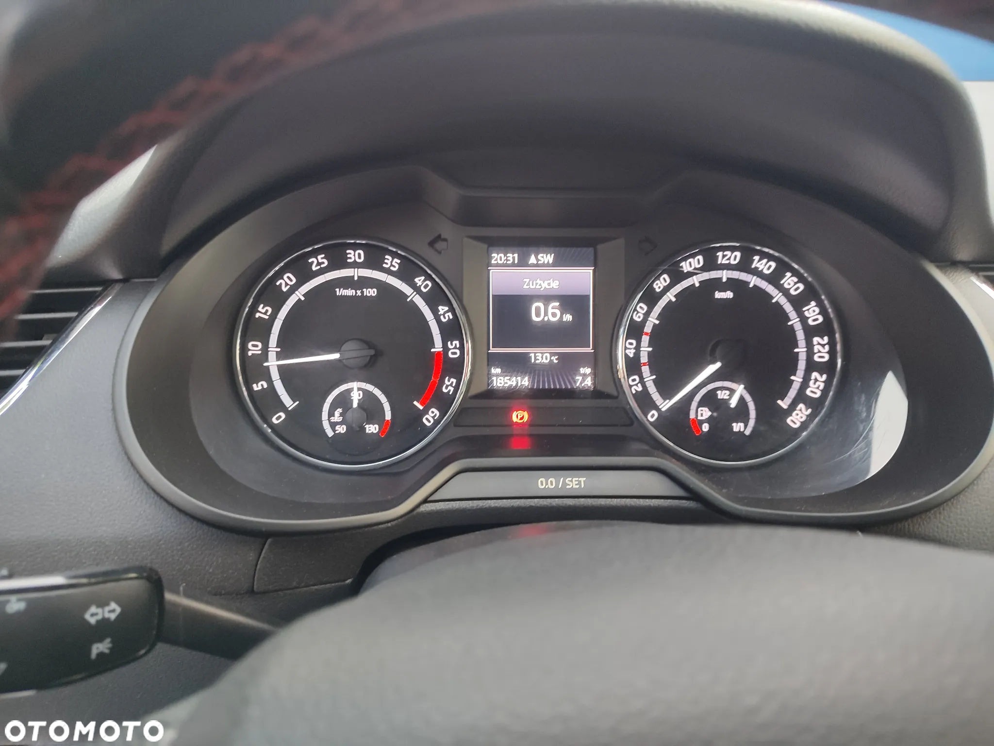 Skoda Octavia Combi 2.0 TDI RS - 17