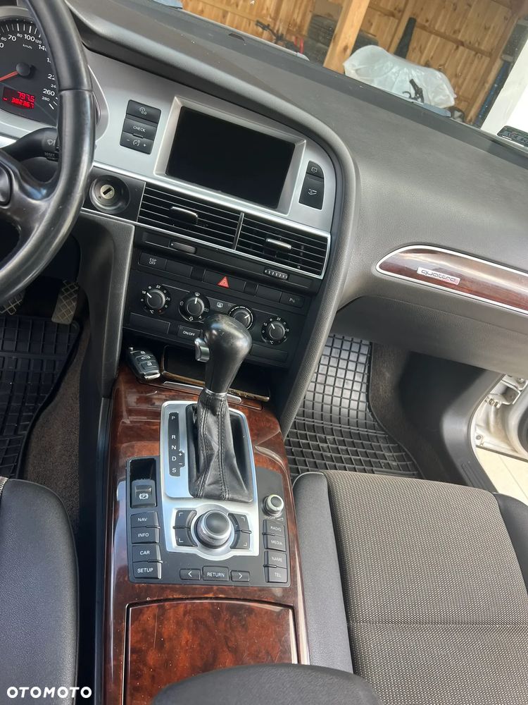 Audi A6 Allroad - 18