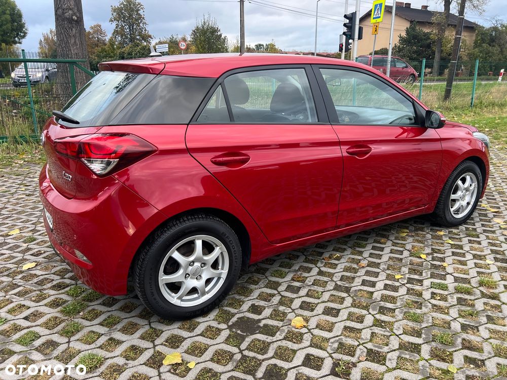 Hyundai i20 1.4 Trend - 3