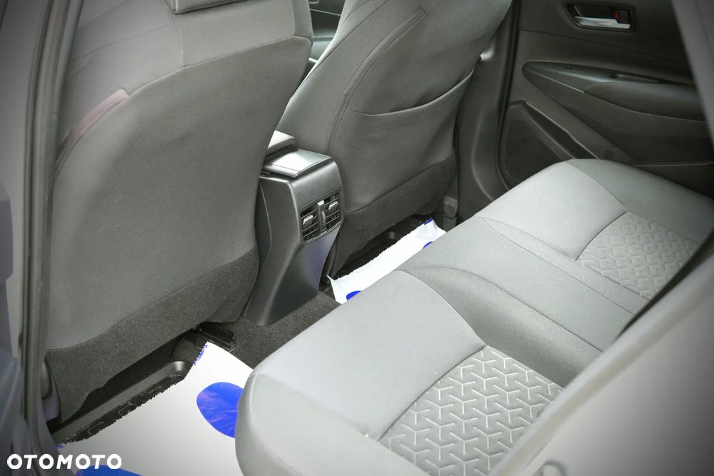 Toyota Corolla 1.8 Hybrid Comfort - 22