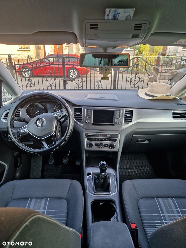 Volkswagen Golf - 3