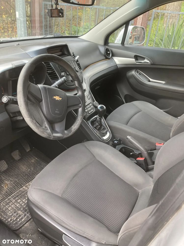 Chevrolet Orlando - 6