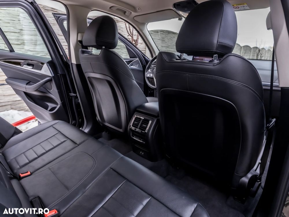 BMW X3 xDrive30e AT PHEV - 15