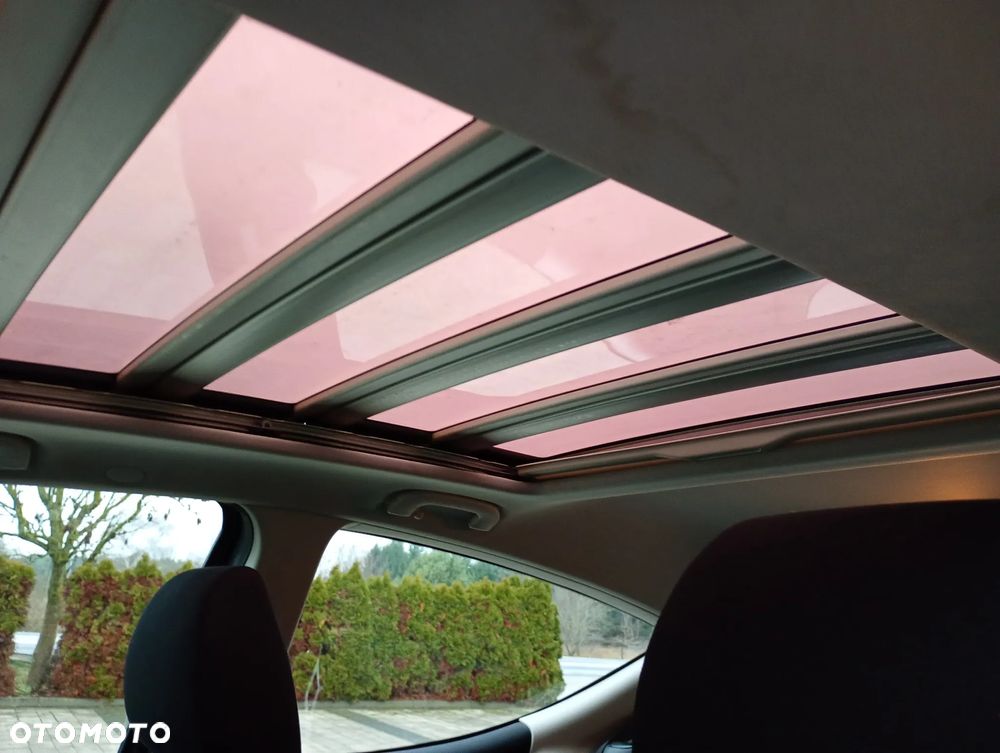 Mercedes-Benz Klasa A 200 Avantgarde Edition 10 - 16