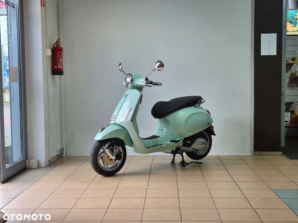 Vespa Primavera - 8
