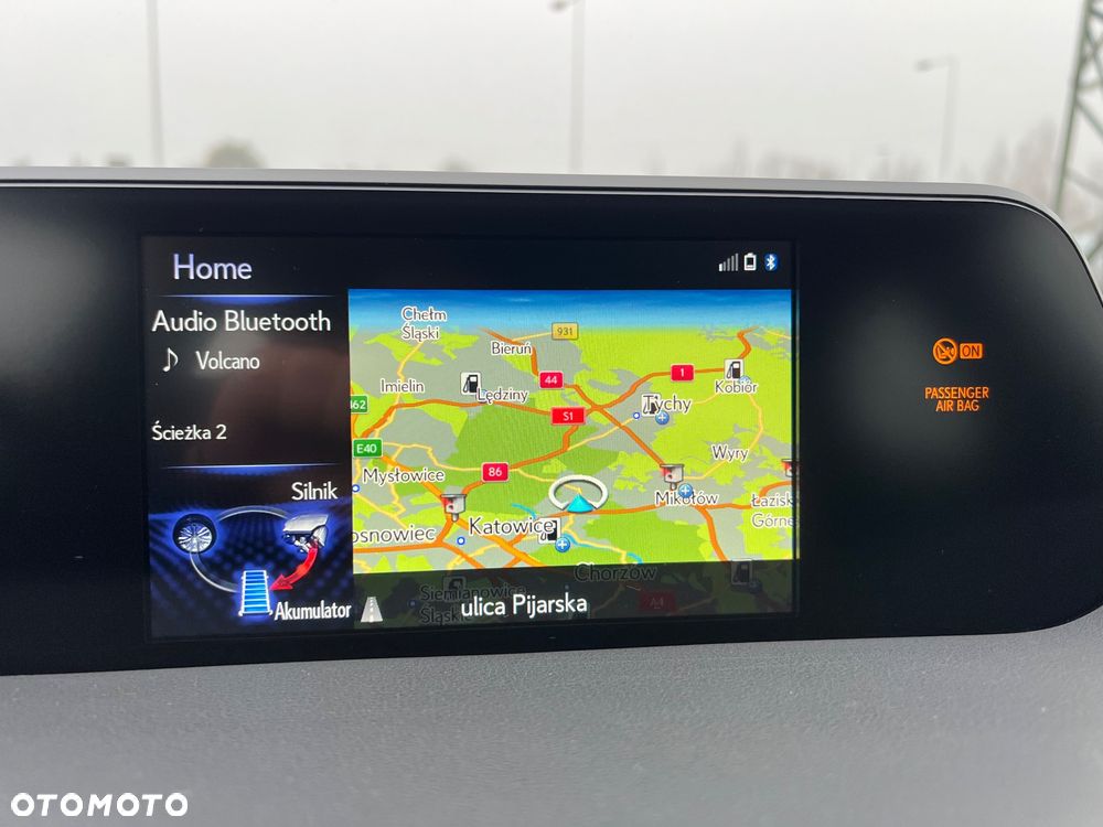 Lexus UX 250h Elegance 2WD - 26