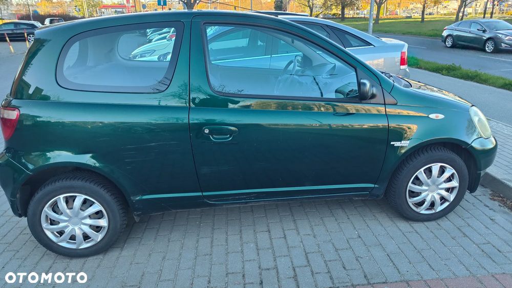 Toyota Yaris 1.0 Base - 7