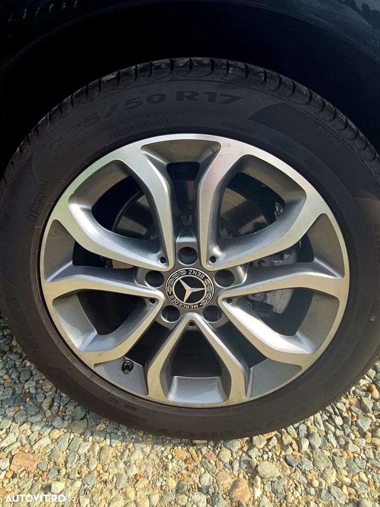 Mercedes-Benz C 300 9G-TRONIC - 32