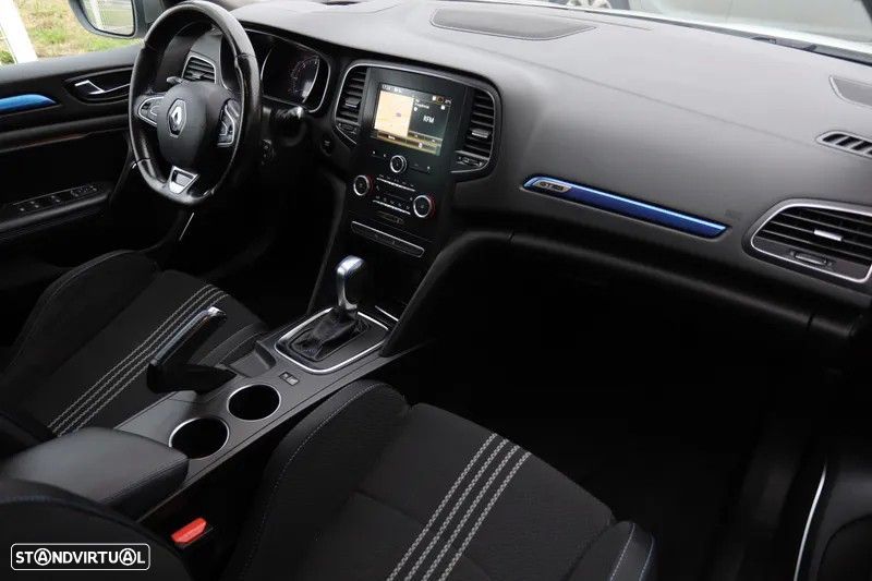 Renault Mégane Sport Tourer 1.5 Blue dCi GT Line EDC — fotografia 12