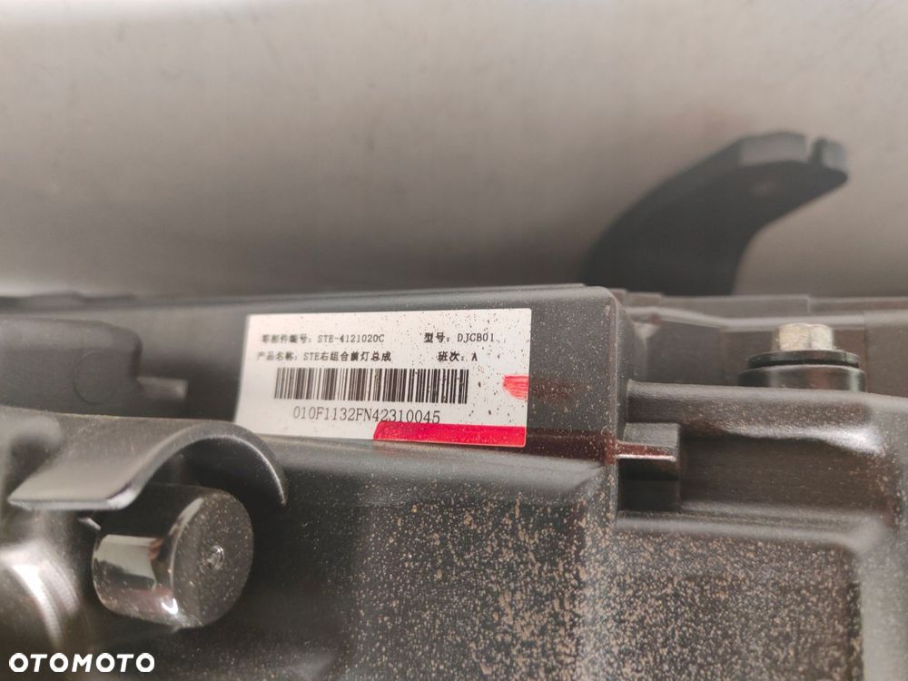 byd tang ev600 2021 lampa prawa - 7
