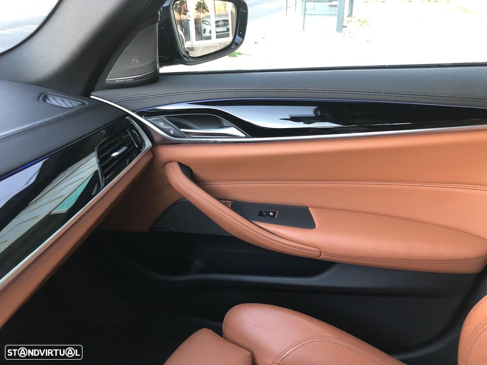 BMW 525 d Pack M Auto - 35
