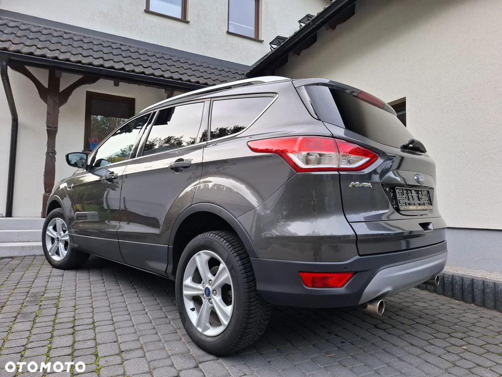 Ford Kuga 2.0 TDCi 2x4 Titanium - 34