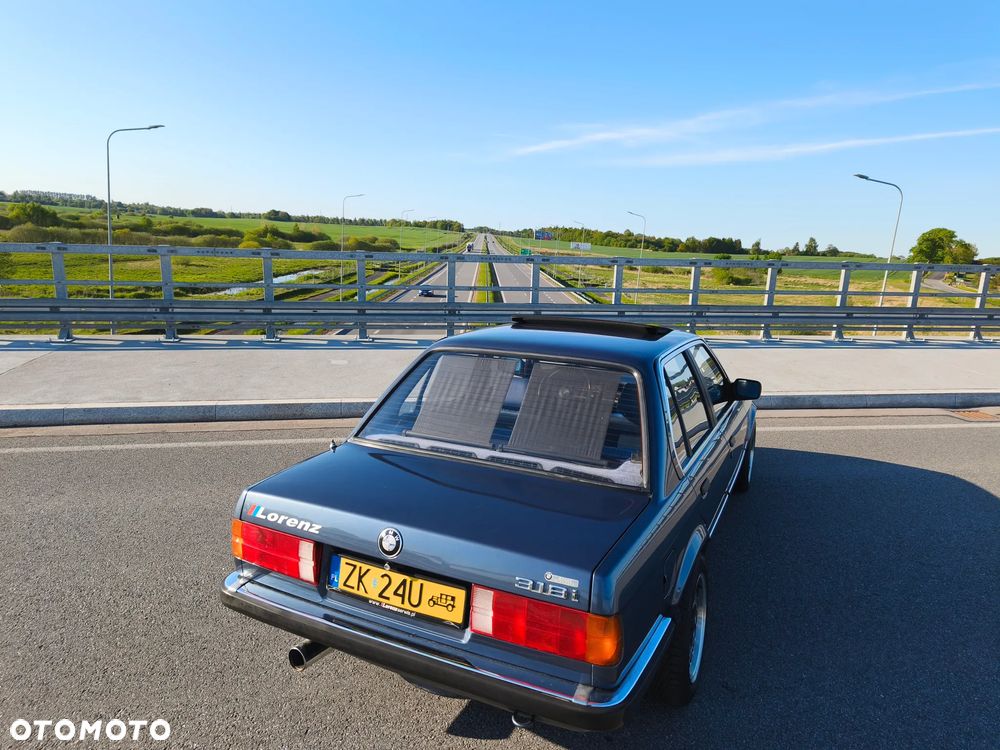 BMW Seria 3 - 16