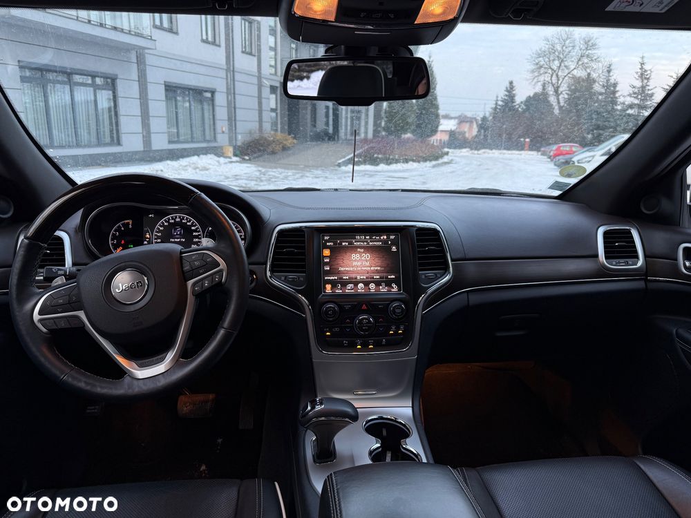 Jeep Grand Cherokee - 11