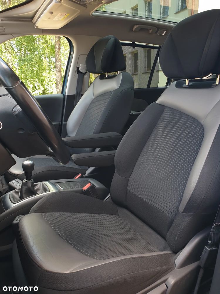 Citroën C4 Grand Picasso 2.0 HDi FAP (7-Sitzer) Exclusive - 23
