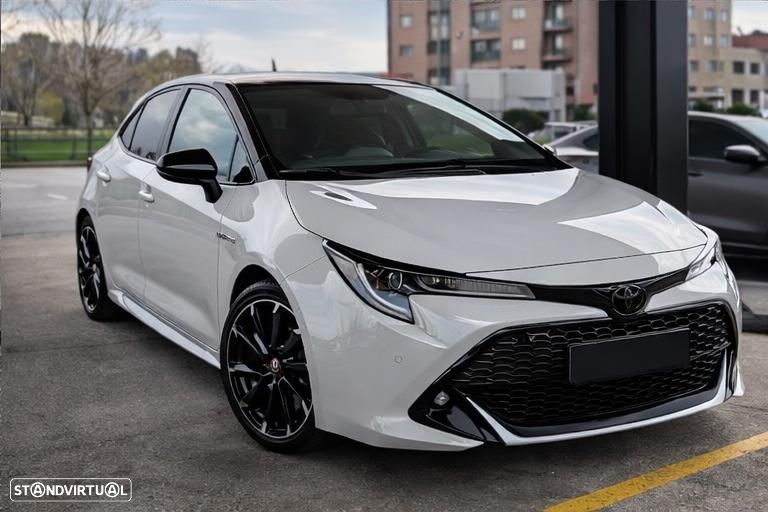 Toyota Corolla 2.0 Hybrid GR-Sport - 4