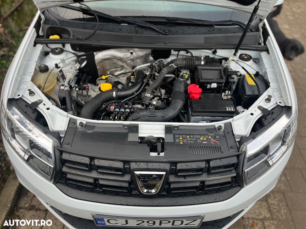 Dacia Logan 0.9 TCe 90 CP GPL Laureate - 32