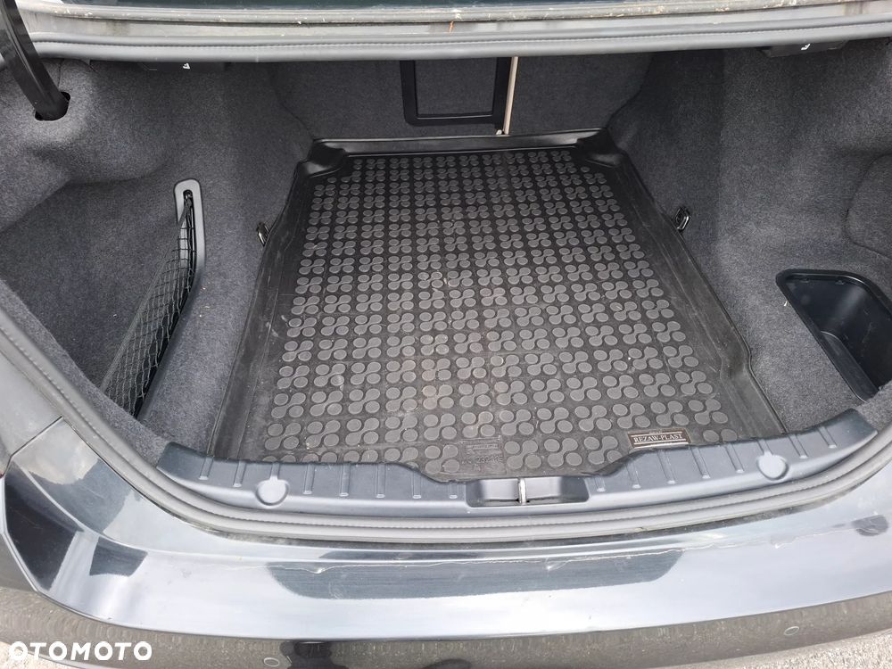 BMW Seria 5 525d xDrive - 35