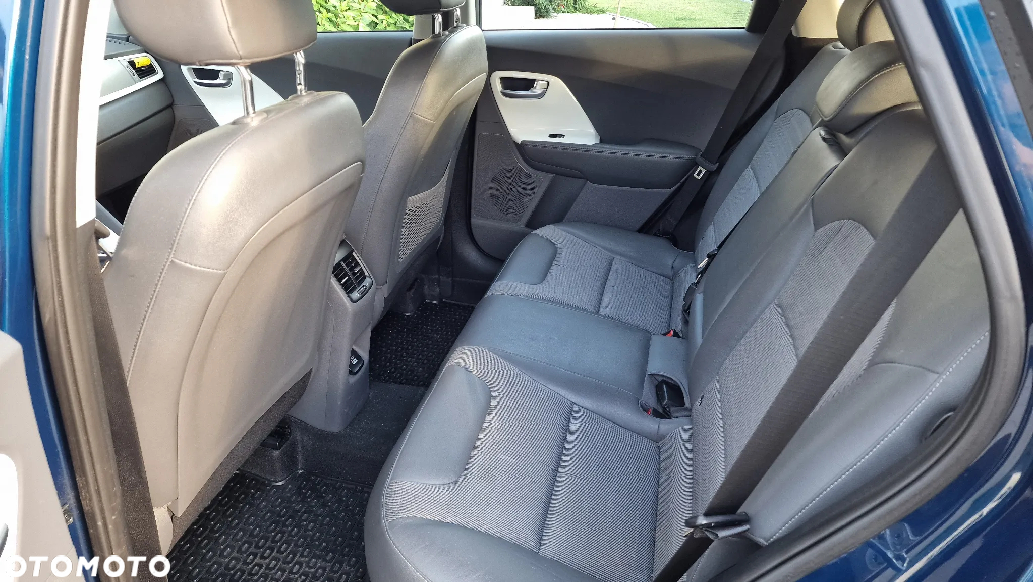 Kia Niro 1.6 GDI Hybrid M - 17
