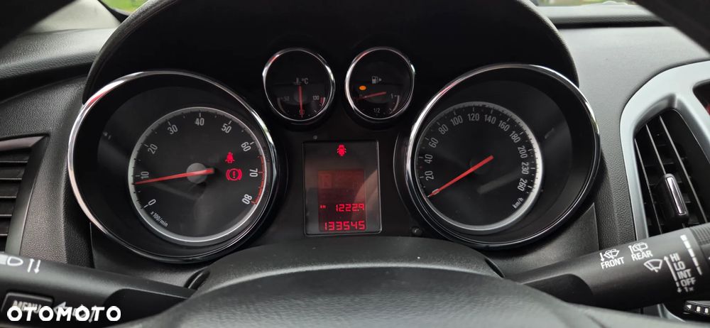 Opel Astra 1.6 Color Edition - 24