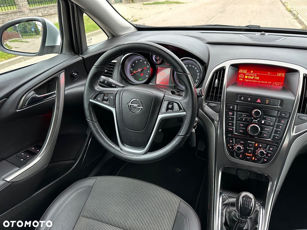 Opel Astra 1.4 Turbo Cosmo - 19