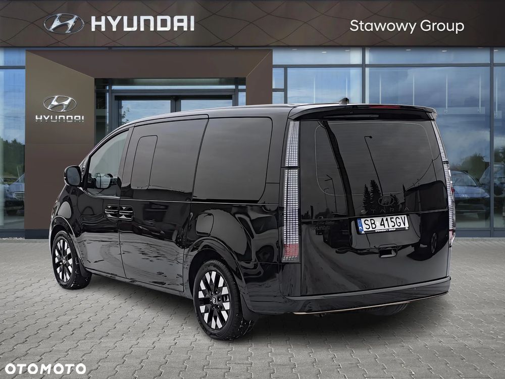 Hyundai Staria 1.6 T-GDI HEV Luxury - 3