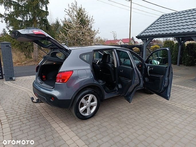 Nissan Qashqai 2.0 dCi 4x4 Tekna Premium - 10
