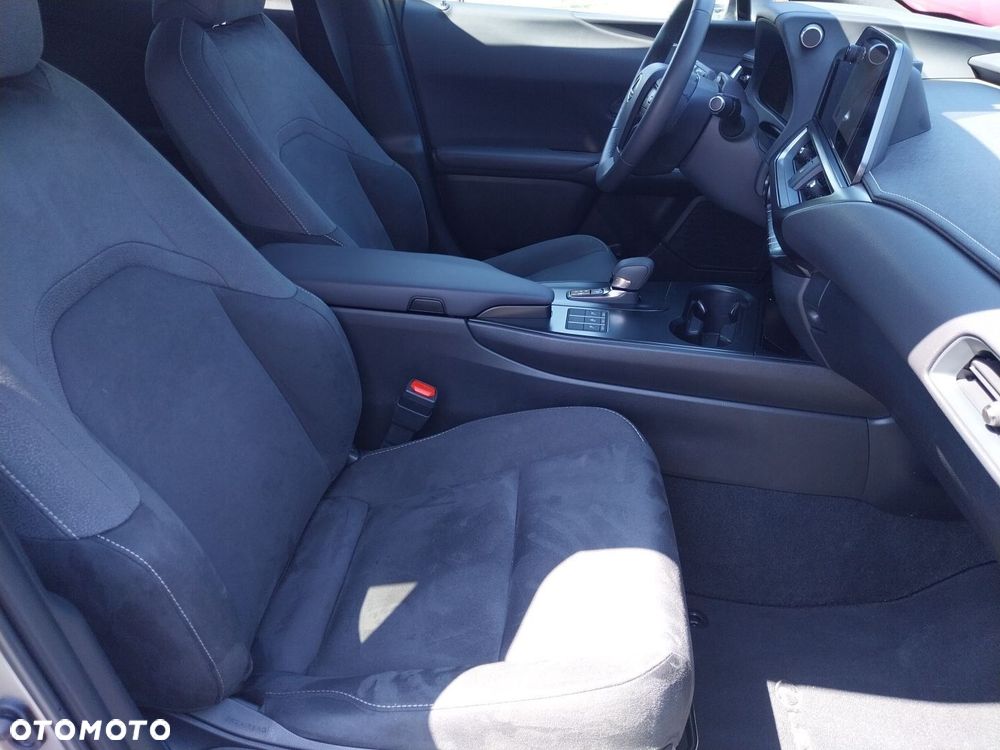 Lexus UX 300h Business - 11
