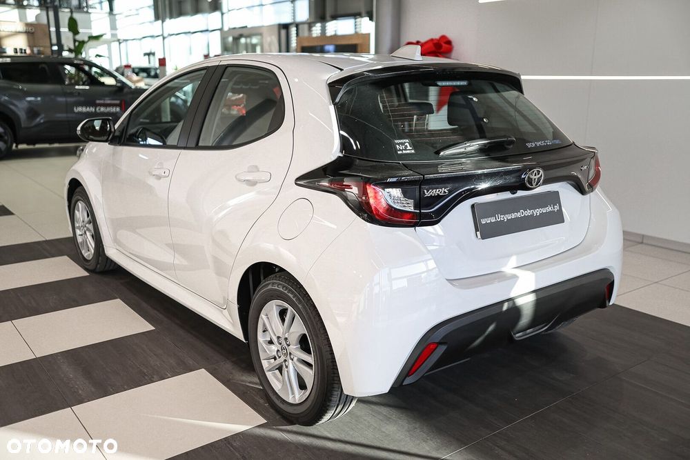 Toyota Yaris - 4