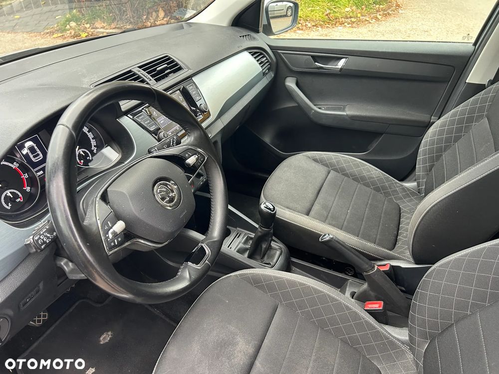 Skoda Fabia 1.0 TSI Ambition - 9