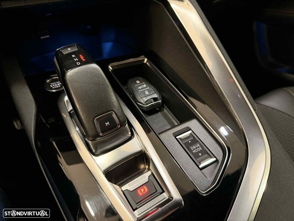 Peugeot 3008 1.5 BlueHDi GT EAT8 - 16