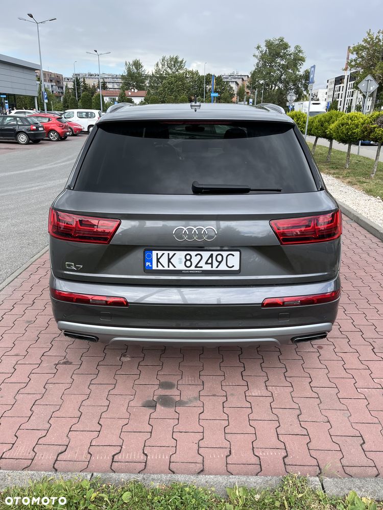 Audi Q7 - 5