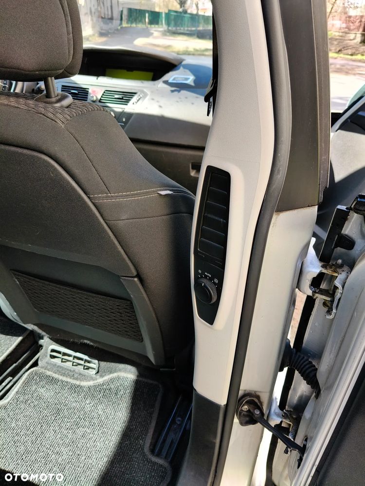 Citroën C4 Picasso 1.6 HDi Equilibre - 10