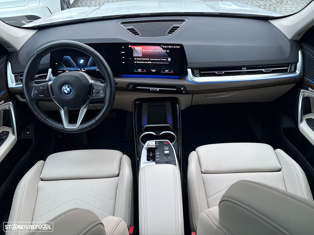 BMW iX1 xDrive30 xLine - 44