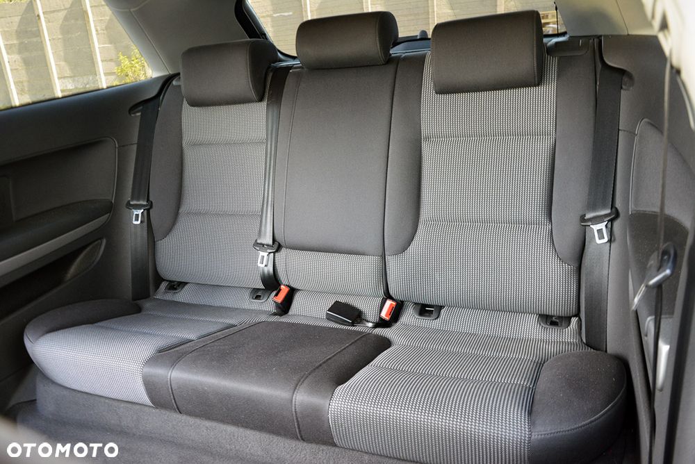 Audi A3 3-drzwiowe 1.8 TFSI S line Sportpaket - 40