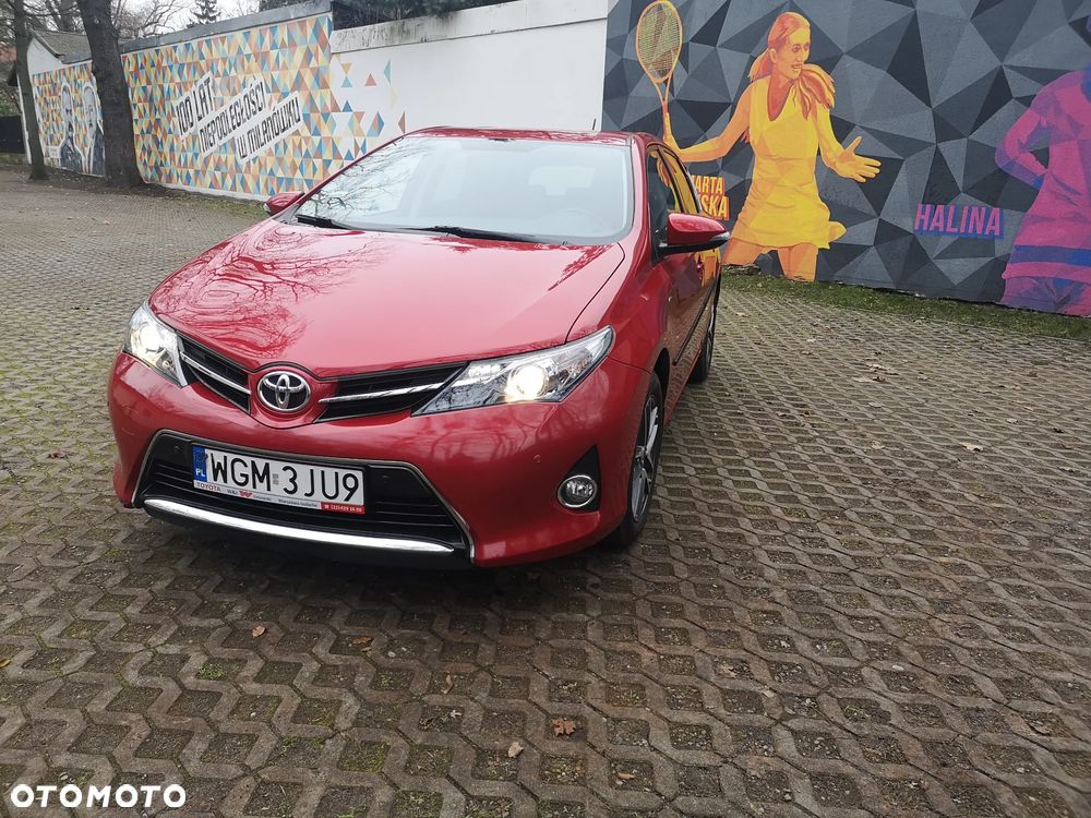 Toyota Auris 1.6 Dynamic - 1