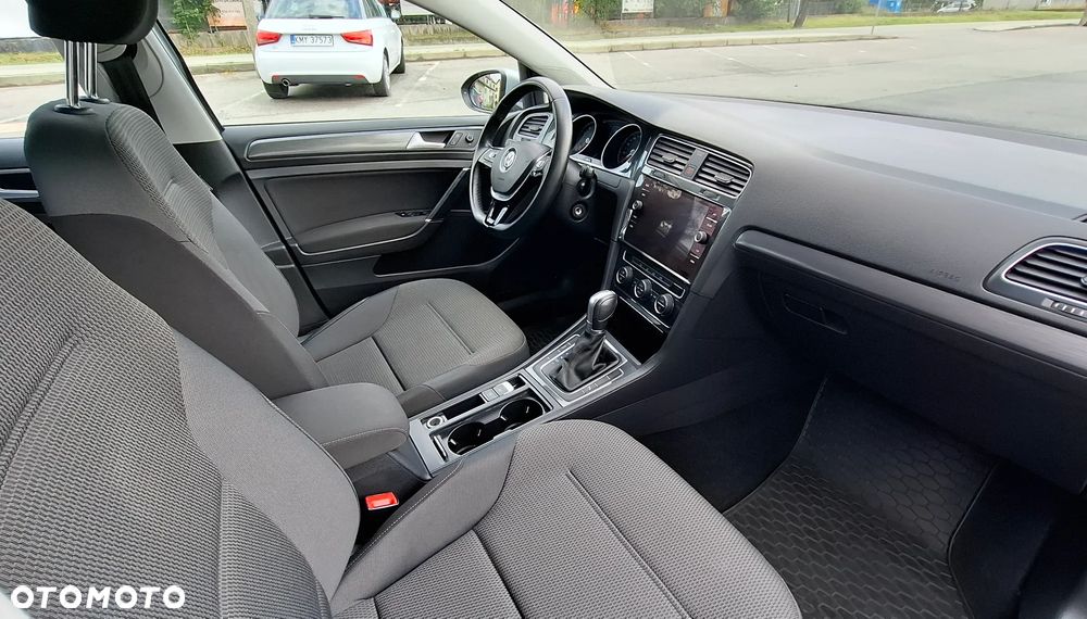 Volkswagen Golf 1.5 TSI BMT Comfortline DSG - 10