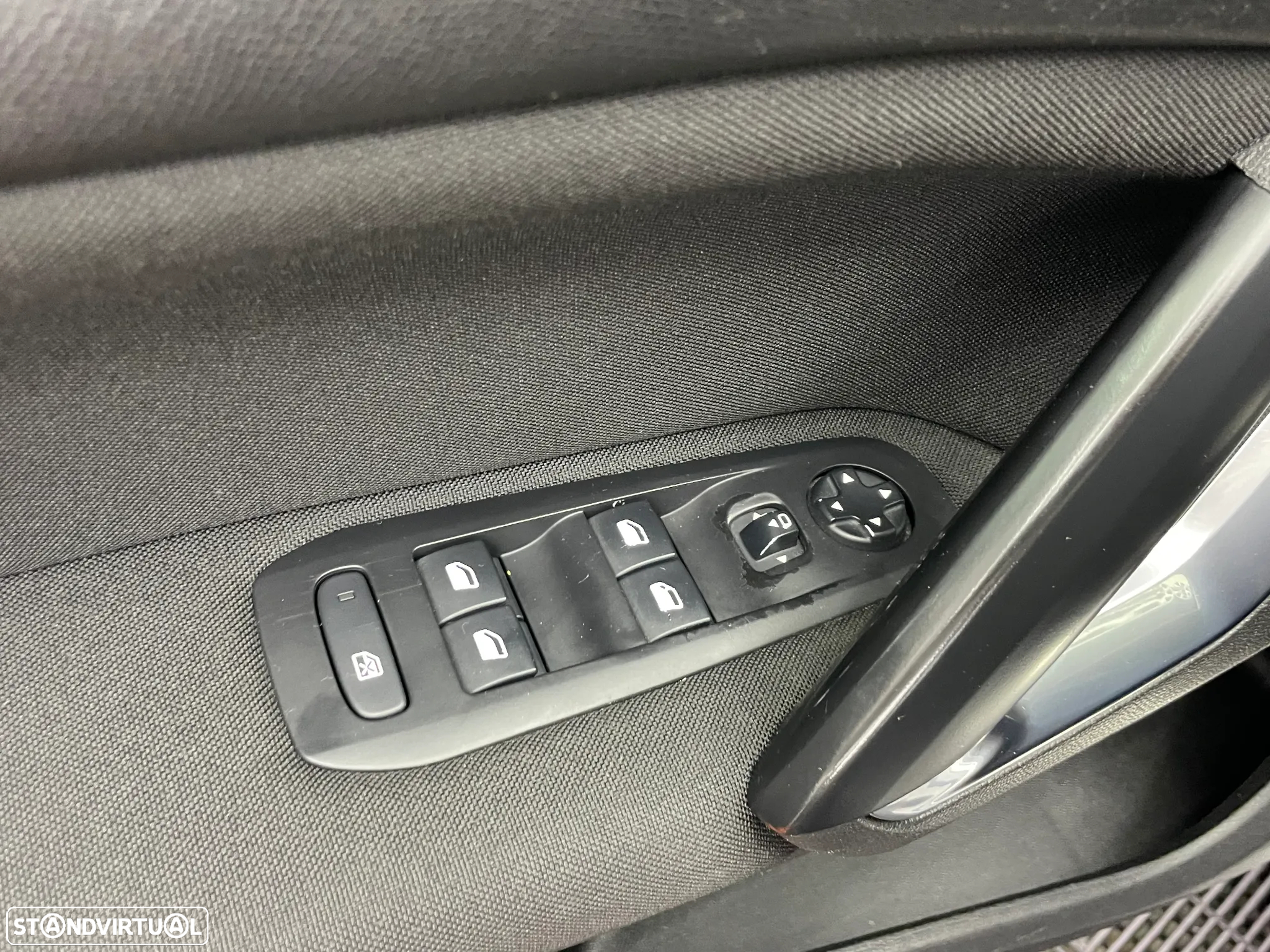 Peugeot 308 SW 1.5 BlueHDi Style - 25