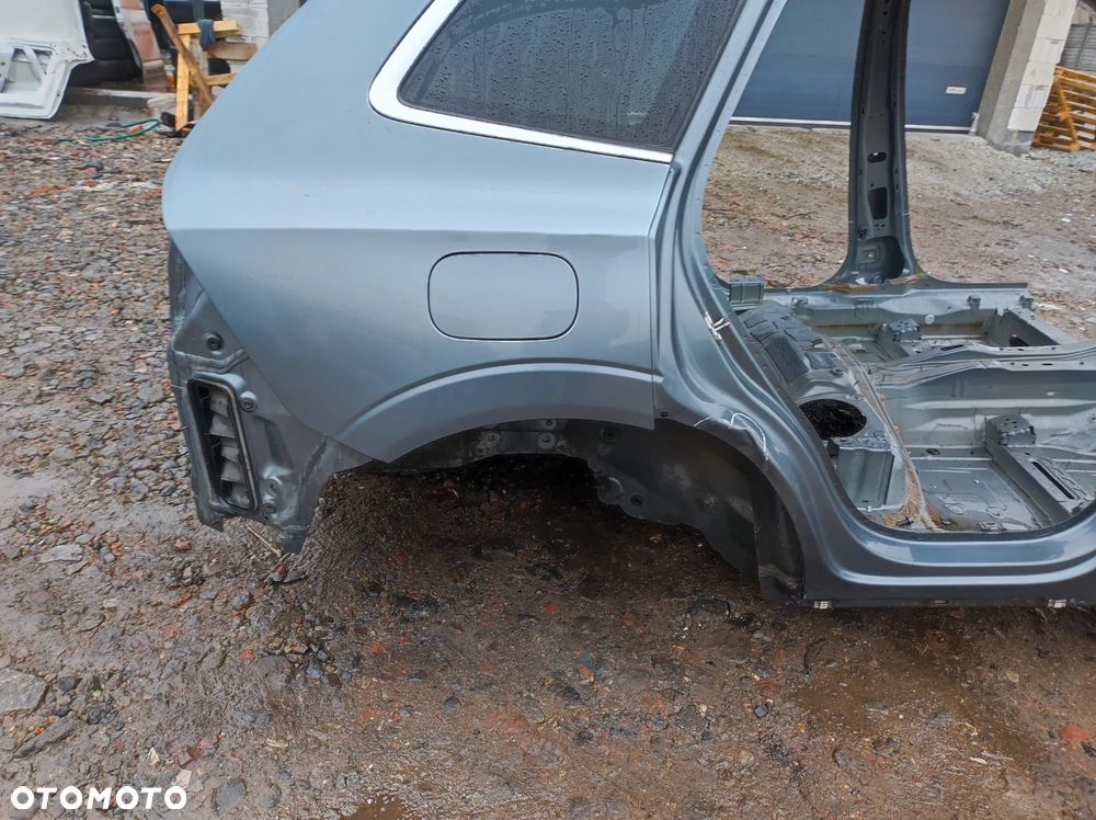 ĆWIARTKA BŁOTNIKA PRAWY TYŁ VOLVO XC60 II 2 - 2